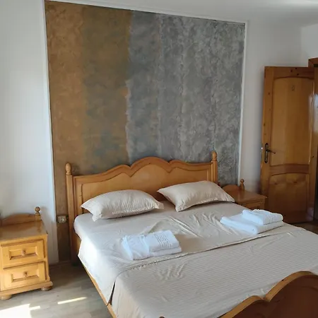 Cristal Gæstehus 3*
