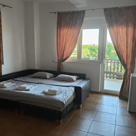 Cristal Gæstehus 3*